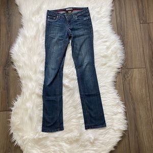 Refuge Jeans 💙‎